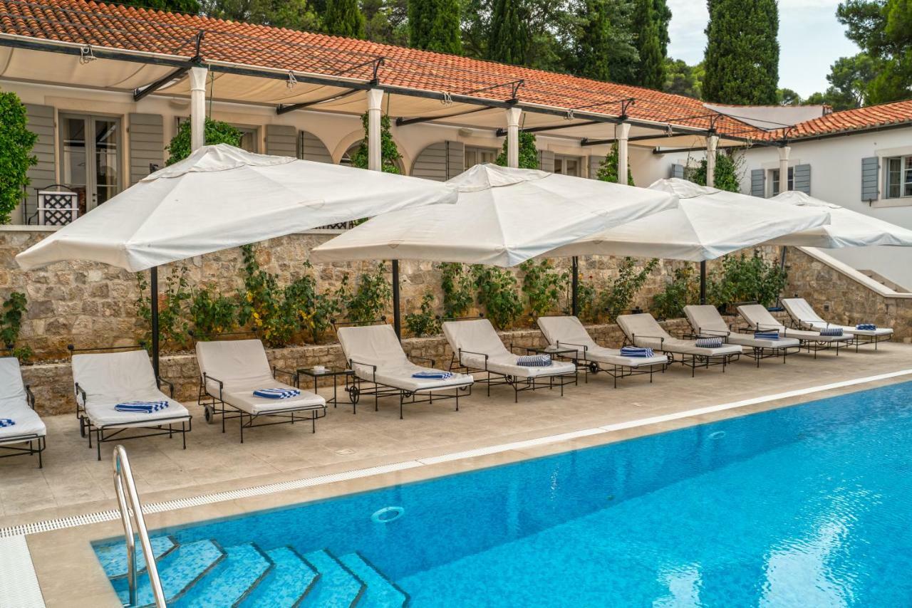 Heritage Hotel Martinis Marchi Maslinica Exterior photo